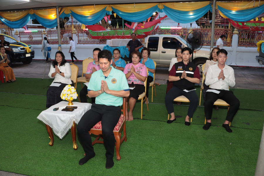 พิธีเปิดงานประเพณีวันออกพรรษา ไหลเรือไฟเทศบาลเมืองยโสธร ประจำปี 2568