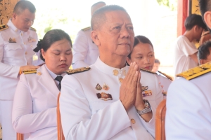 เทศบาลเมืองยโสธร ร่วมพิธีต้อนรับสัญญาบัตรพัดยศพระสังฆาธิการ ในโอกาสเฉลิมพระชนมพรรษาพระบาทสมเด็จพระเจ้าอยู่หัว